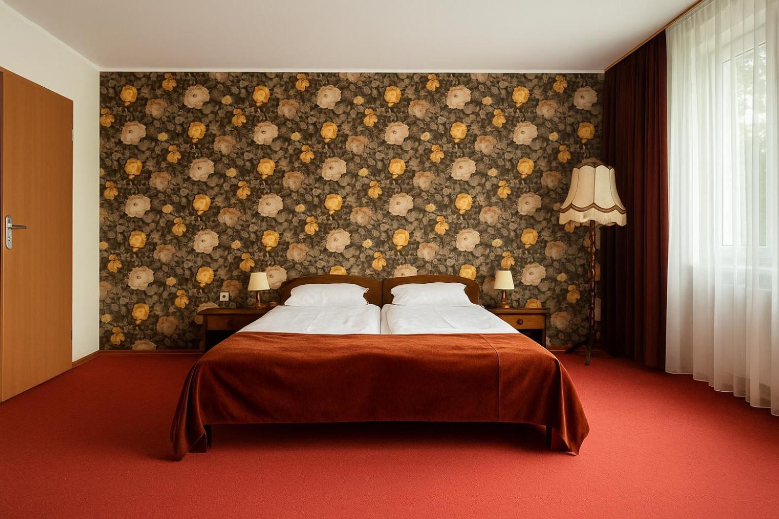 Hotel Metro Клодзко Экстерьер фото